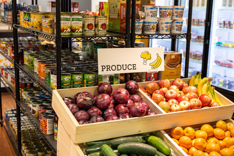 image of produce in the food pantry